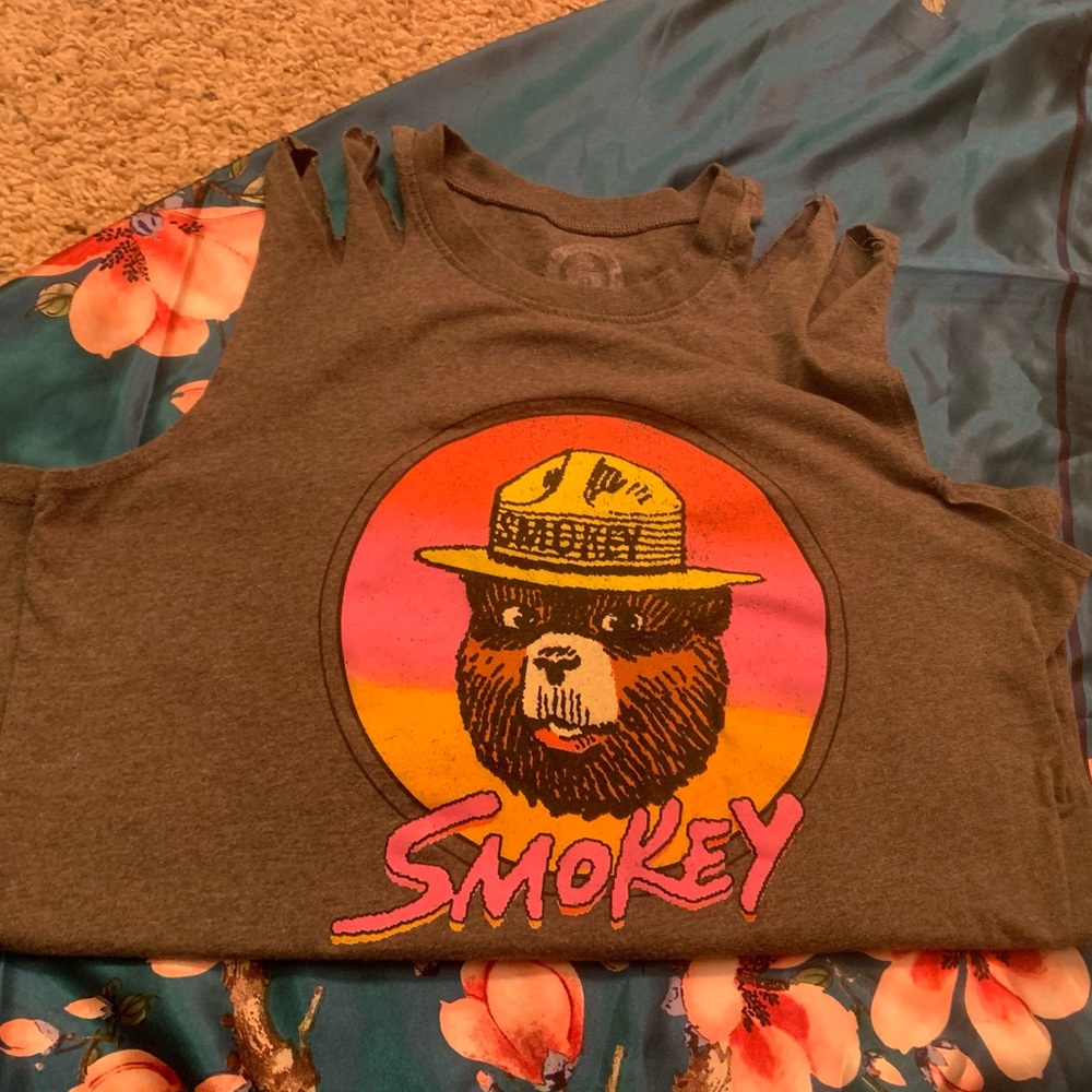 Smokey the bear tank
